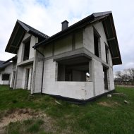 Dom na sprzedaż