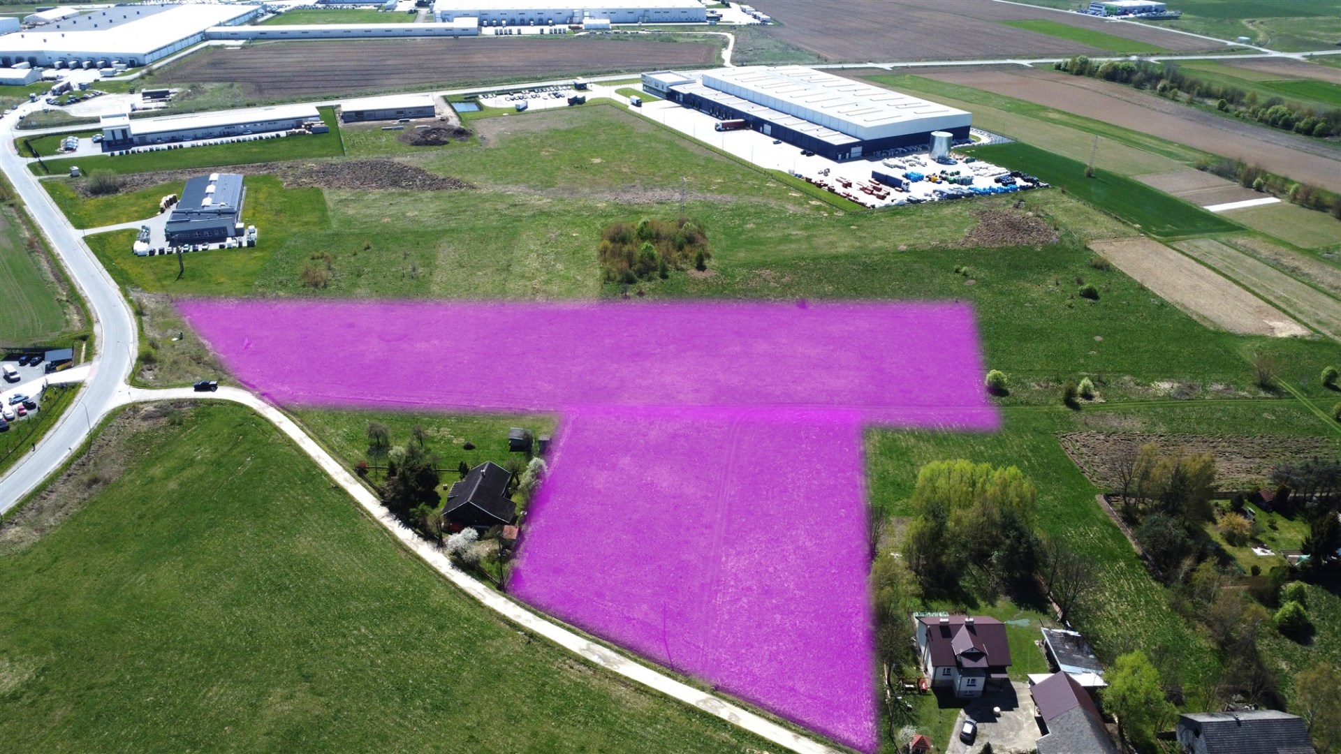 Działka na sprzedaż